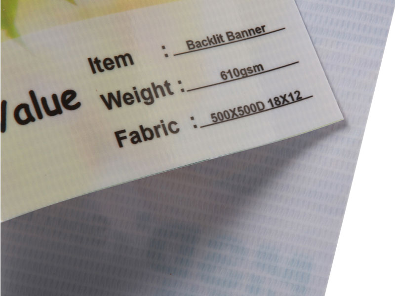لافتات مرنة قابلة للطباعة بوزن 610 جرام لكل متر مربع مع إضاءة خلفية