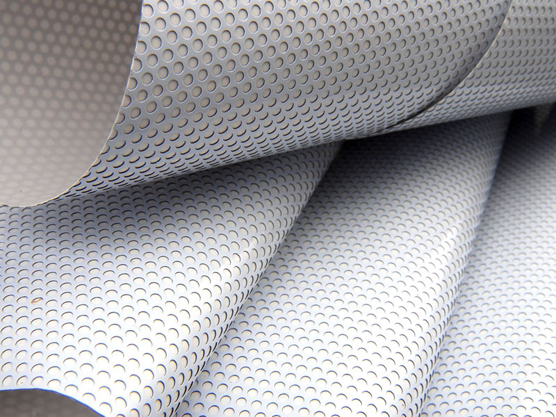 لفات ملصقات الفينيل المثقبة One Way Vision بوزن 140 جرامًا للمتر المربع